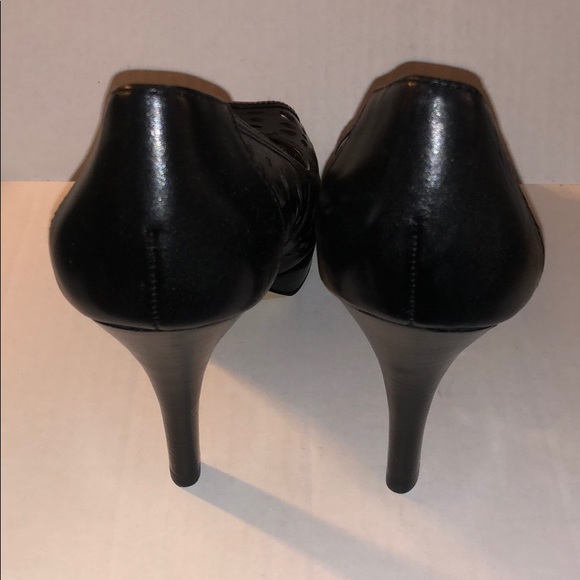 NWT Franco Sarto Black Leather Vial Heels, Size 8 - Picture 6 of 8